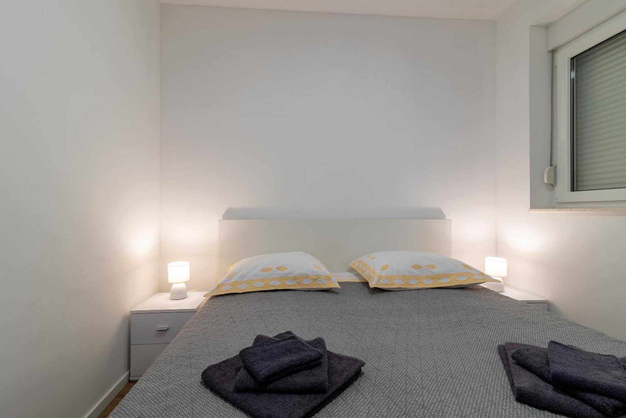 Apartman Dino Trogir Exterior photo